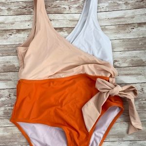 Cupshe Medium Swim Suit